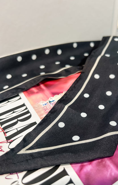 On the Dotted Line Twilly