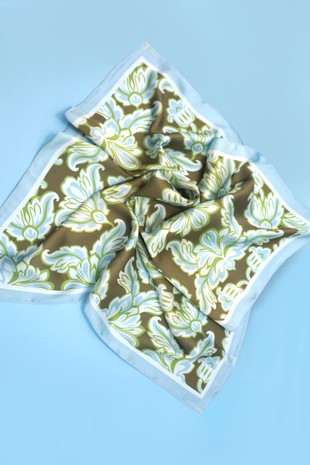 Vintage Floral Print Silky Feel Bandana Scarf