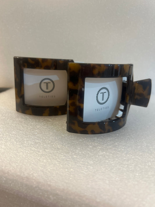 Tortoise Flat Clip Medium
