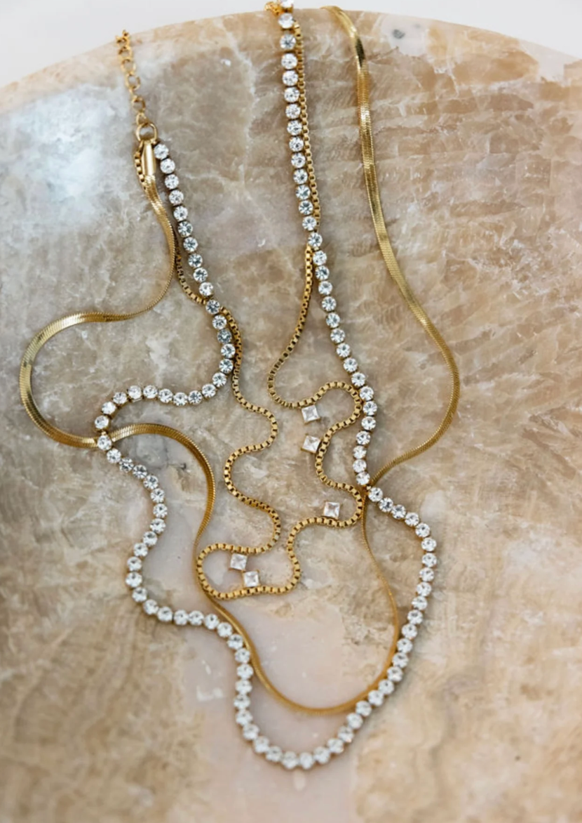 LEAH NECKLACE